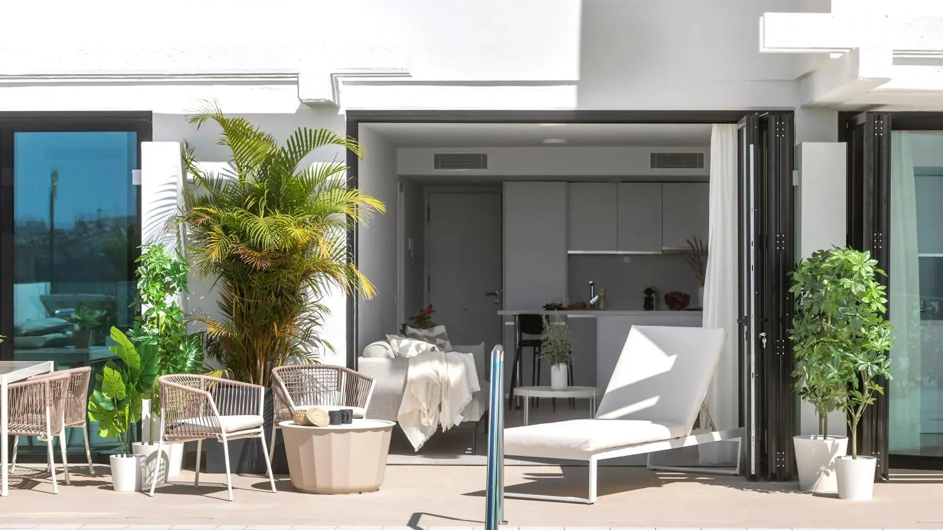 Palmera Sea View Apartment Patalavaca Spain